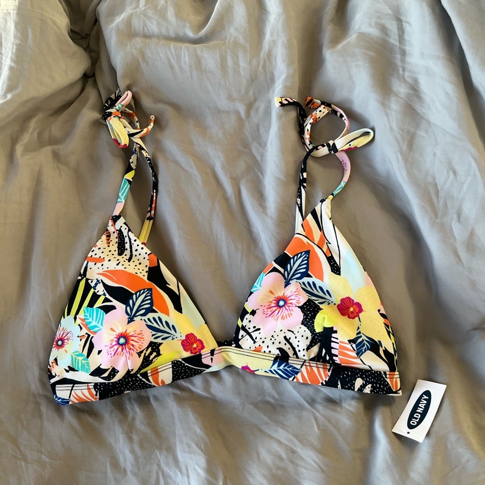 NWT Old Navy Women's Floral Bikini Top